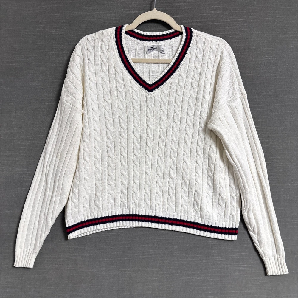 Hollister Tennis Sweater XS White Cable Knit V Neck Preppy Academia Varsity